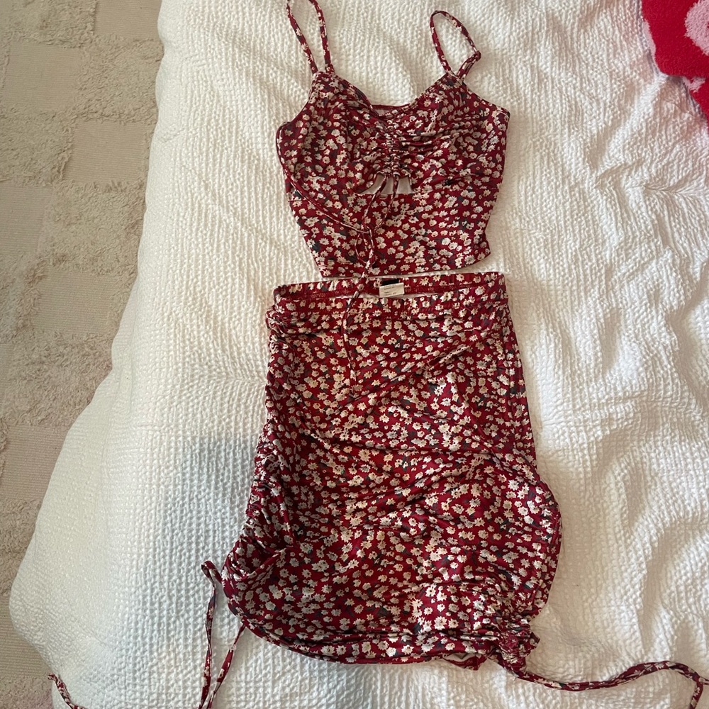 🌼 SHEIN Two Piece Floral Set Womens XS Scrunch Material 🌼